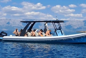 Makarska: 3 island, Cave, Cliffs, Jelsa, Lagoon, beach swing