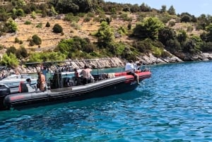Makarska: 3-island Speedboat Cave & Blue Lagoon Tour