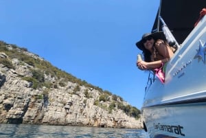 Makarska: 3-island Speedboat Cave & Blue Lagoon Tour