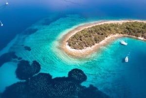 Makarska: 3-Insel-Schnellboot-Tour zum Goldenen Horn und zur Blauen Lagune