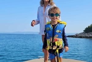 Makarska: luxe speedboottocht langs 4 eilanden met stad Hvar