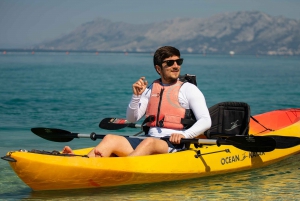 Makarska: tour guidato in kayak di mare con sosta per lo snorkeling
