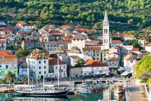 Makarska: 3-Island Speedboat Tour with Cave and Blue Lagoon