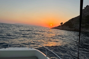 Makarska: Off-Season Special, Panorama- oder Sonnenuntergangs-Bootstour