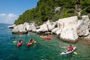 Makarska: Aventura en kayak de mar y snorkel