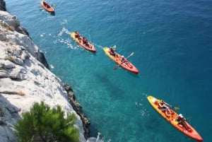 Makarska: Aventura en kayak de mar y snorkel