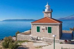Makarska: Aventura en kayak de mar y snorkel
