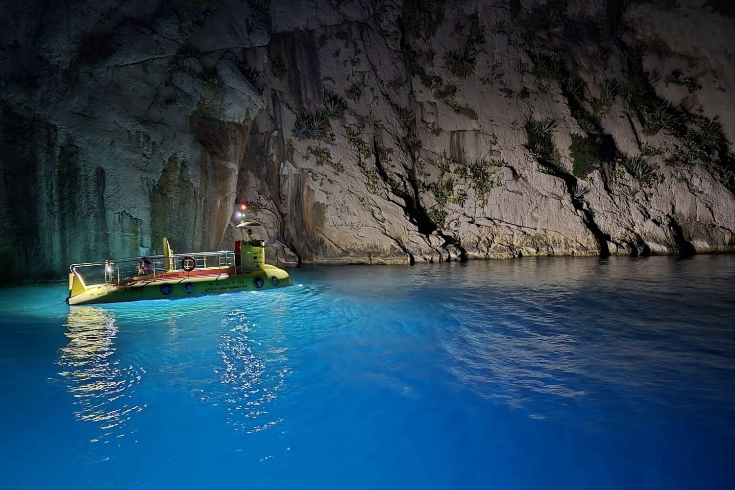 Excursión en semisubmarino por Makarska