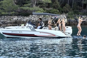 Makarska: Tour al tramonto in motoscafo verso la baia nascosta dell'isola di Brač