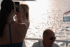 Medulin : excursion au coucher du soleil avec dauphins (85 % de chance), boissons et dîner