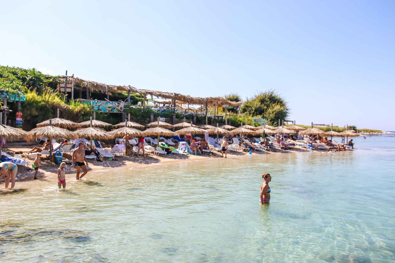 Medulin: tour en barco de 1 día a Kamenjak y Levan con almuerzo