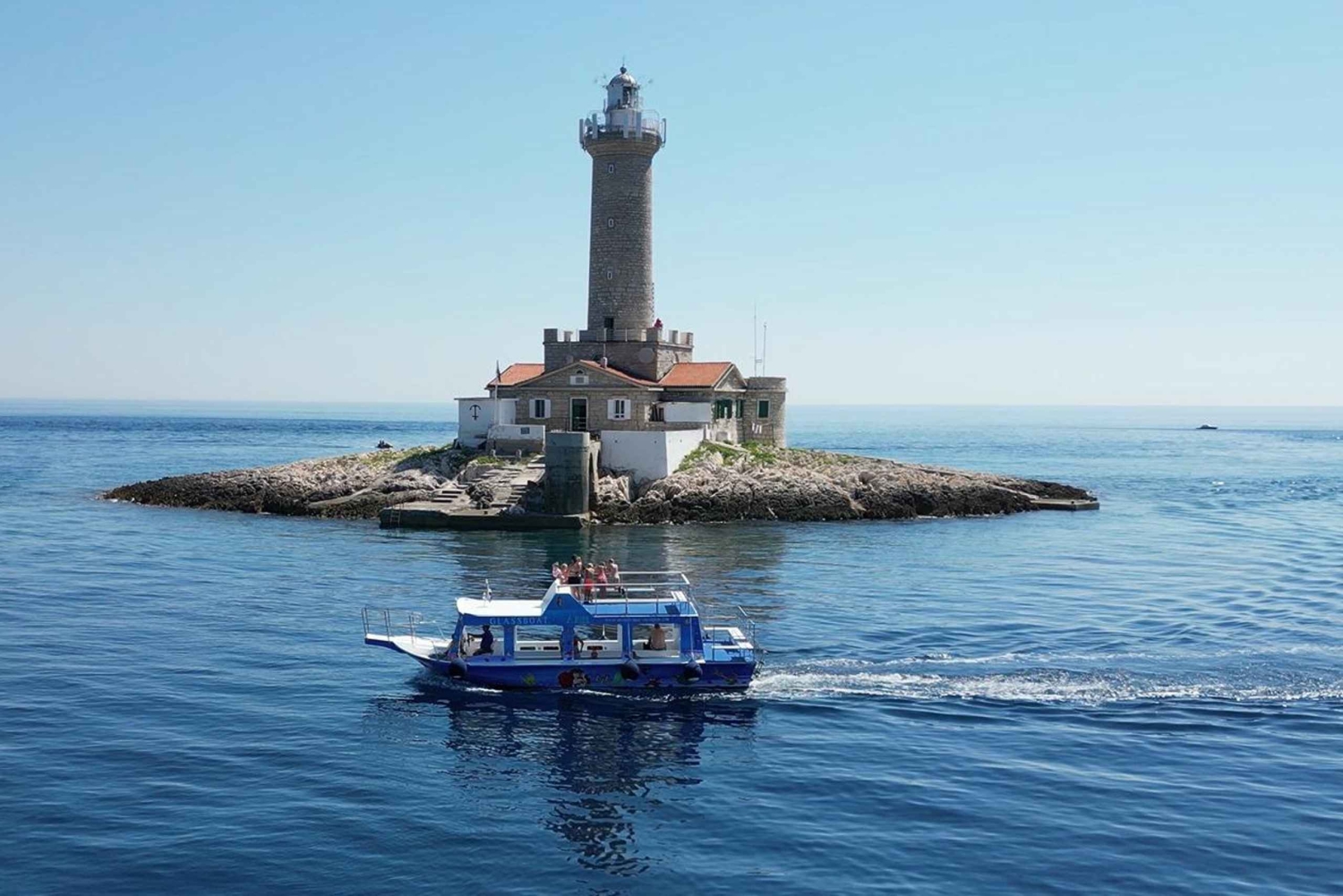 Medulin: tour en barco de cristal a Kamenjak