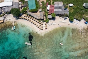 Méduline : Excursion en bateau privé avec baignade, grottes et îles