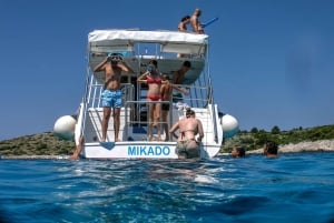 Excursión a Mikado Kornati con paradas para hacer esnórquel y una ruta de senderismo