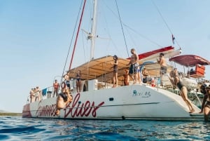 Split : journée de croisière en catamaran vers Hvar et les îles Infernales