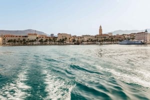 Split: crucero en catamarán de 1 día a Hvar e Islas Pakleni