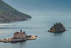 Desde Dubrovnik: Excursión de un día a Montenegro con crucero en barco