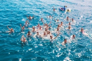 Separar: Festa de barco na Blue Lagoon com DJs, fotos e after party