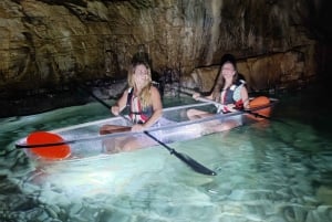 Pula : Excursion nocturne en kayak à fond transparent illuminé dans la grotte bleue