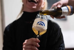 Zadar: Food Tasting & Old Town Walking Tour