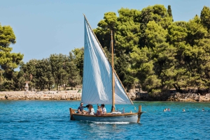 NEW! Zadar: Traditional Boat Ride & Old Town Walking Tour