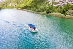 Omiš: Rejs wycieczkowy szklaną łodzią po kanionie rzeki Cetina do młyna Radmana