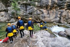 Omiš: Cetina River Canyoning-ervaring