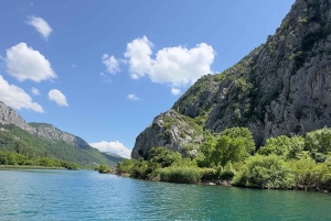 Omiš/Split: 4 timers kajaksejlads i det beskyttede naturparkområde Cetina