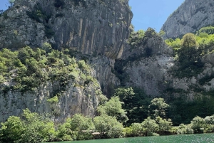 Omiš/Split: 4 timers kajaksejlads i det beskyttede naturparkområde Cetina