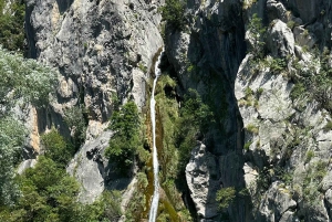 Omiš/Split Expedition: 65 km Quad Tour zu versteckten Wasserfällen