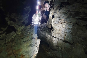 Opatija: aventura de caiaque nas falésias e grutas