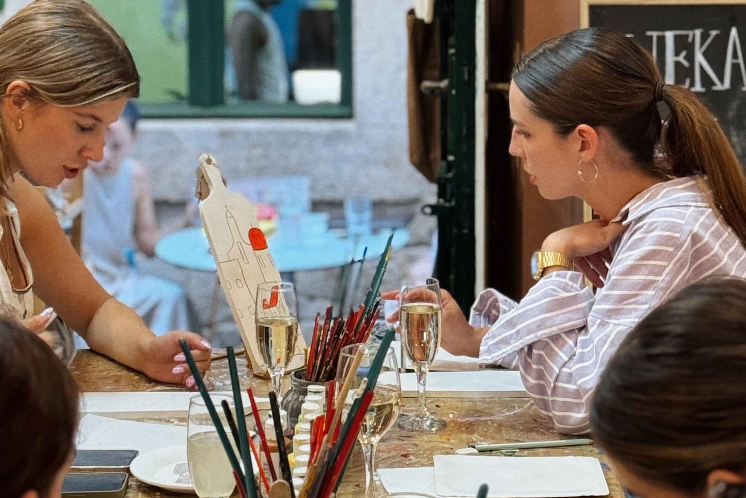 Pinta, Bebe y Saborea los Sabores Locales: Experiencia Local Única