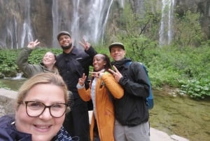 Dagtocht naar de Plitvicemeren vanuit Rijeka, eenvoudig en veilig