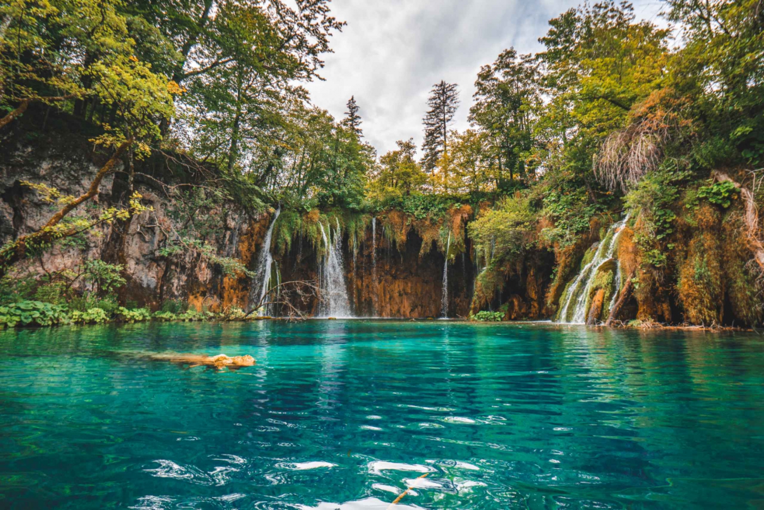 Plitvice Lakes Day Tour From Split