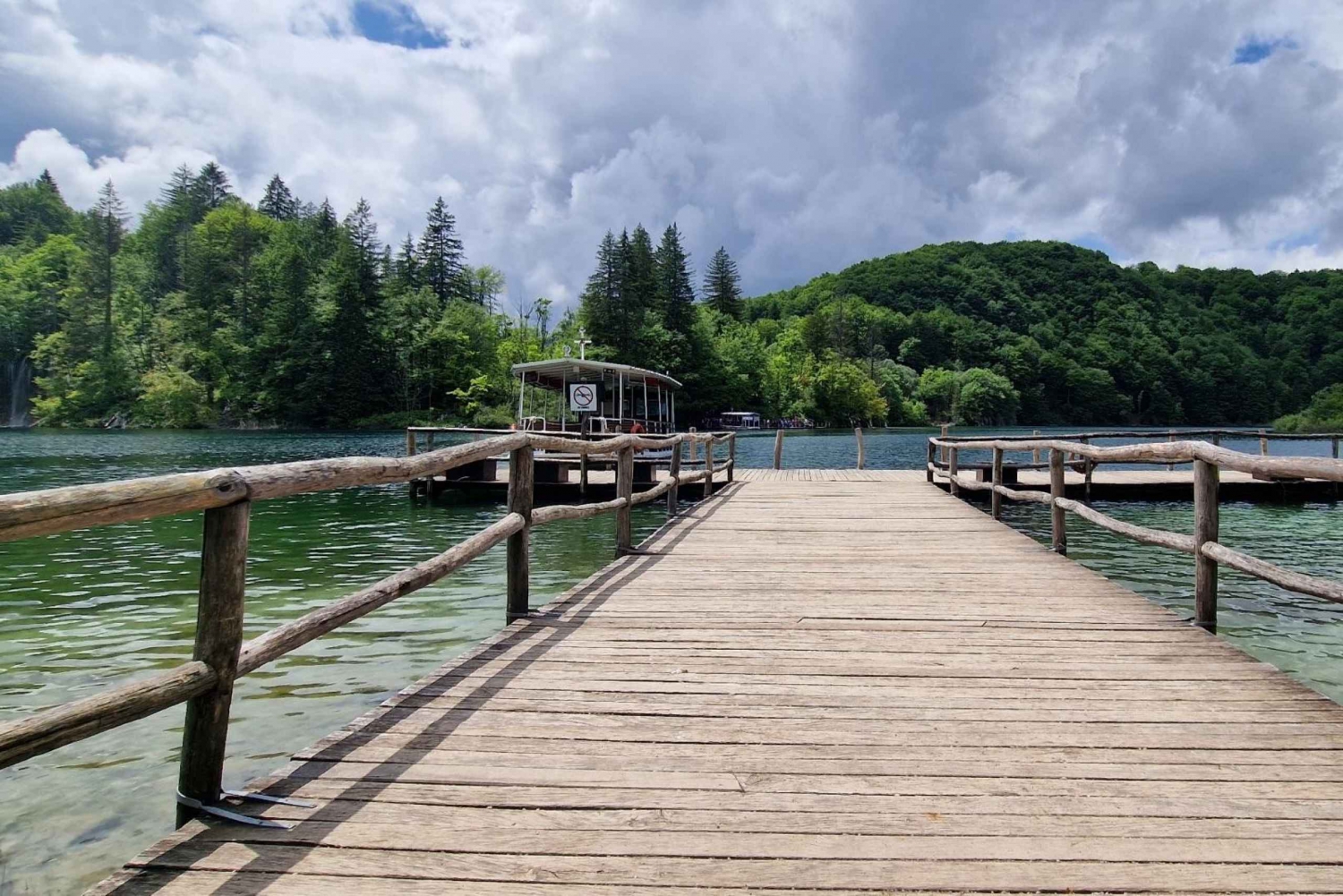 Plitvice lakes Private guided tour