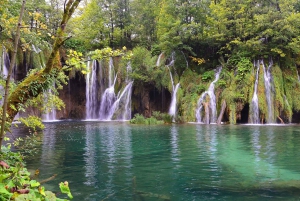 Plitvice Lakes Tour from Zagreb Including Park Tickets