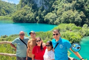 Tour des lacs de Plitvice : billets garantis, train et tour en bateau