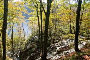 Plitvice: Geführte Tour durch die Plitvicer Seen mit Bootsfahrt