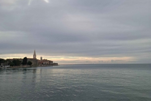 Poreč: Solnedgangscruise med middag og cocktail