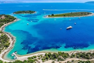 Depuis Split/Trogir : Lagon bleu et 2 îles - demi-journée privée