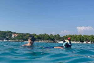 Depuis Split/Trogir : Lagon bleu et 2 îles - demi-journée privée