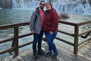 Tour privado a las cataratas de Krka desde Split con cata de vinos y almuerzo