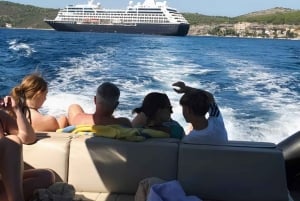 Tour privado en lancha motora de lujo con un experto local