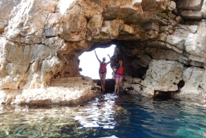 Pula: 3-hrs Kayak, Cliffs & Snorkeling Small Group Adventure