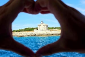 Pula: All-inclusive båttur til Brijuni med lunsj, drikke og svømming