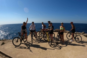 Pula: Bike Tour of Ancient Pula & Aquatic Adventures