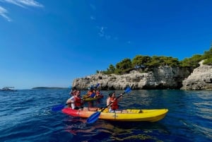 Pula: Kajakkutflukt til grotter, canyon og øyer Snorkle og utforsk
