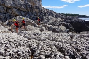 Pula: Coasteering Adventure con guía y fotos