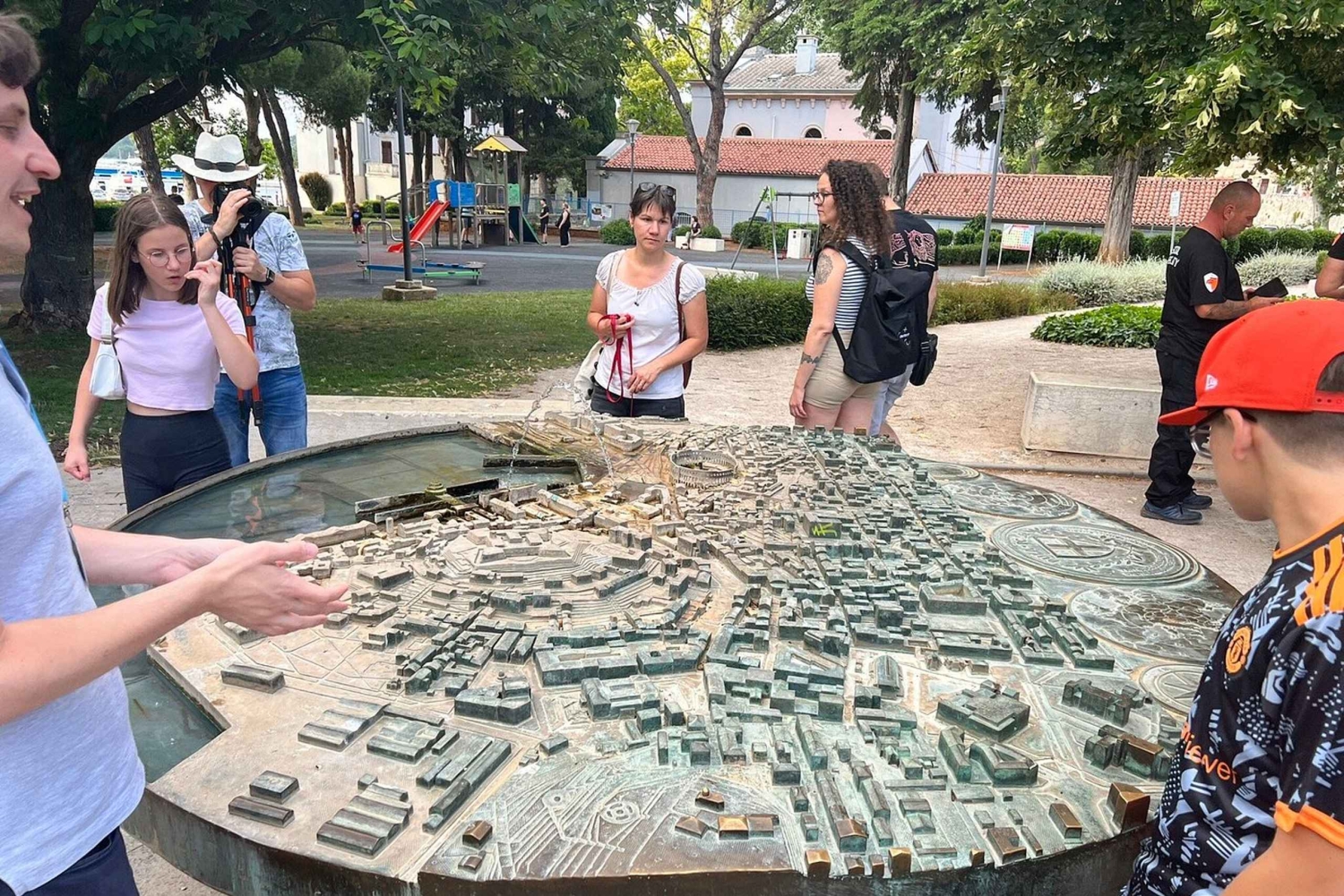 Pula Essentials byvandring