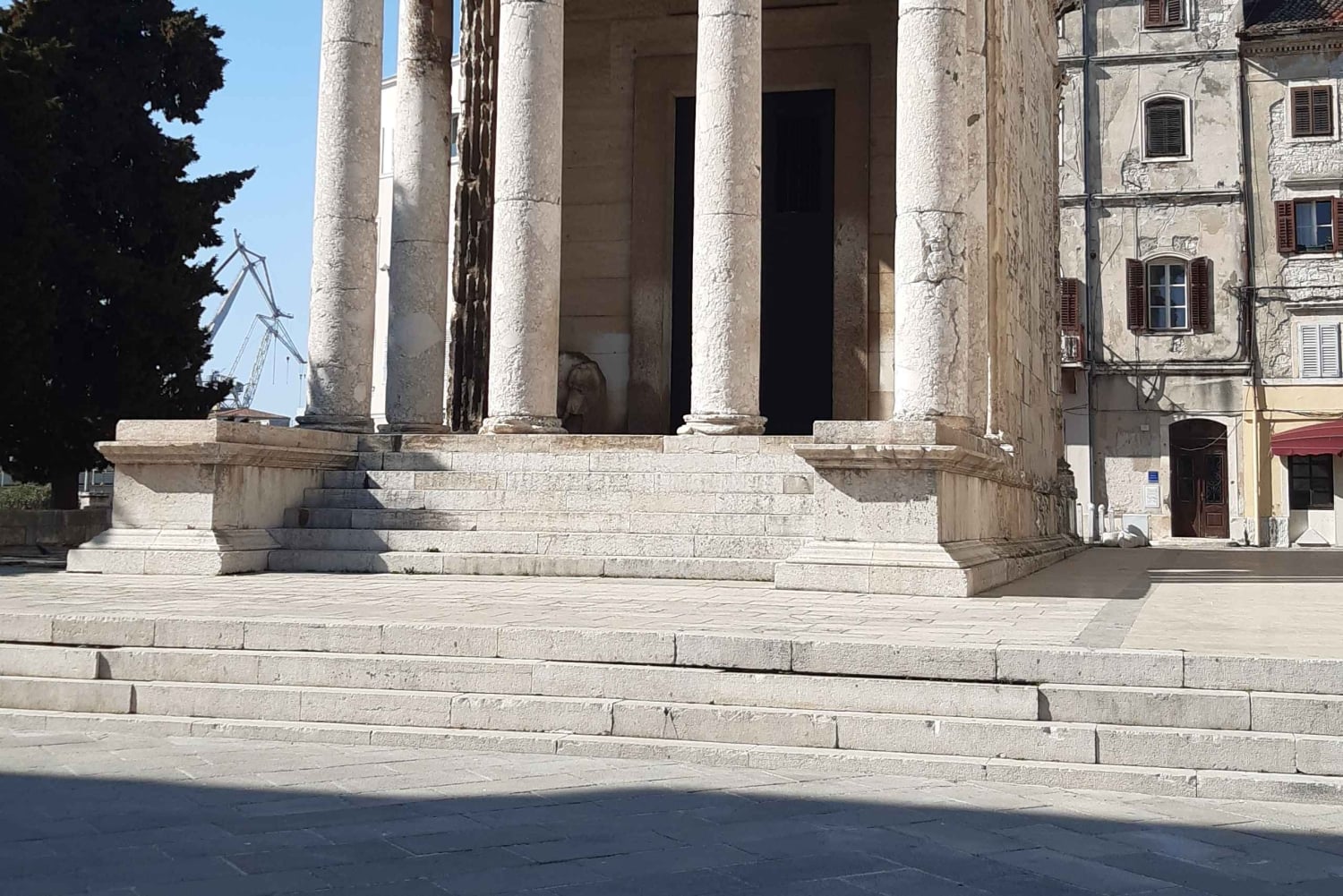 Pula: Visita guiada a pie por los lugares históricos